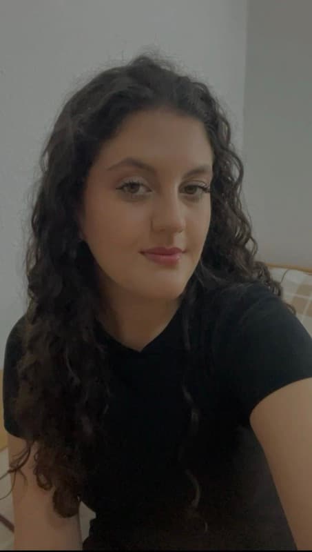 Лилјана Делова